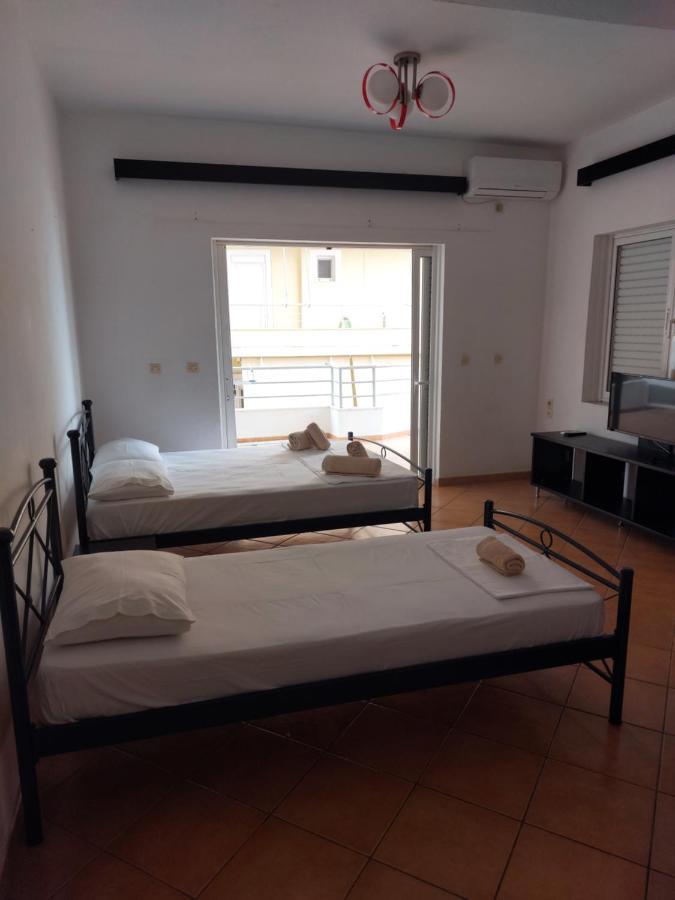 Family Apartments ซารานเดอ ภายนอก รูปภาพ